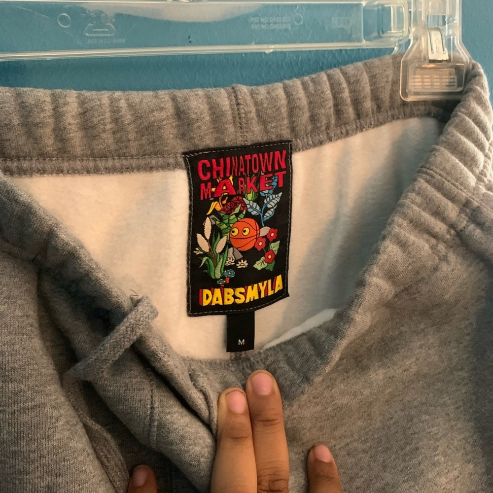 ChinatownMarketXDabsmyla collaboration sweatpants. - Picture 6 of 8